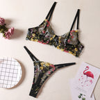 Ensemble soutien-gorge et string fleuris, deux pièces