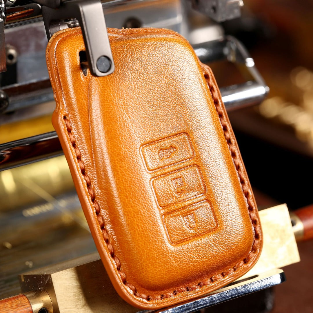 Luxuriöse Lexus-Schlüsselhülle – Handgefertigte Schutzhülle aus echtem Leder | Passend für alle Modelle